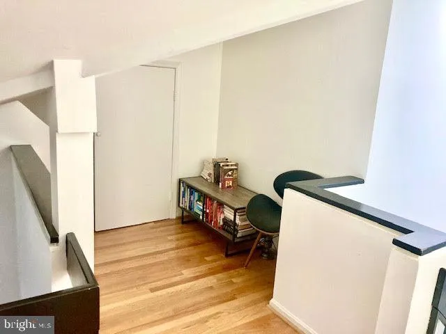 $2,950 | 3871 Porter Street Northwest, Unit E293, Washington, DC 20016