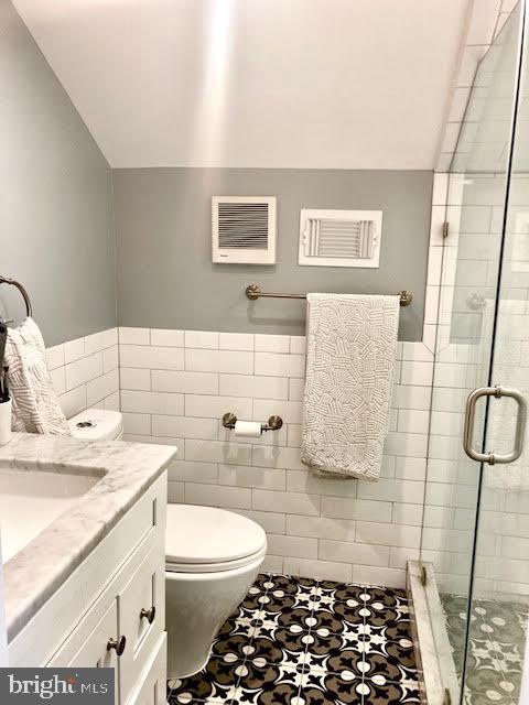 3871 Porter Street Northwest, Unit E293 Washington, DC 20016 - Photo 19 of 57 Full bathroom in loft
