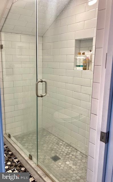 3871 Porter Street Northwest, Unit E293 Washington, DC 20016 - Photo 20 of 57 Full bathroom in loft