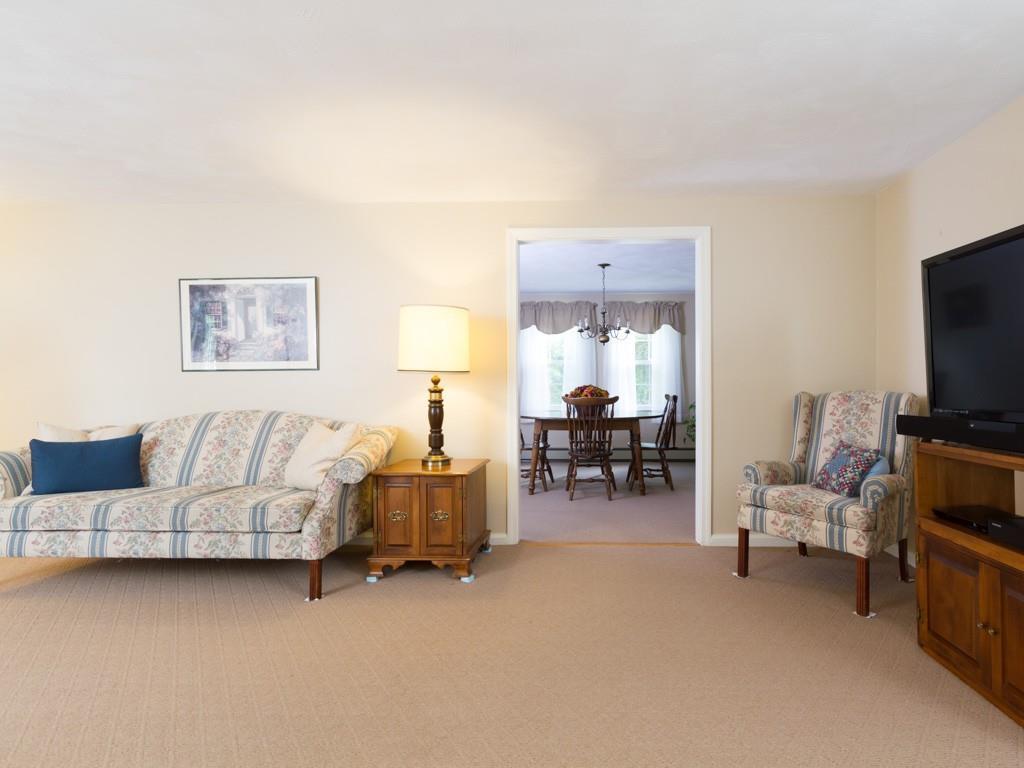 33 Phipps Road Portland, ME 04102 - Photo 13 of 23 Photo