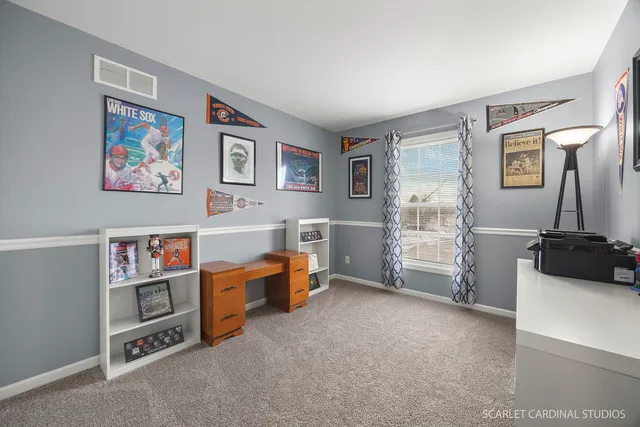 $335,000 | 430 Turnbury Court East, DeKalb, IL 60115