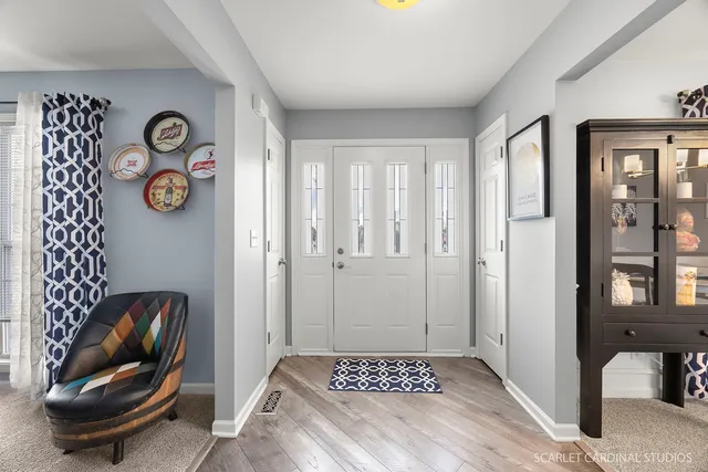 $335,000 | 430 Turnbury Court East, DeKalb, IL 60115