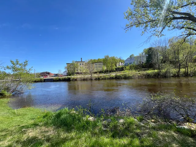 $799,000 | 1 Bridge Street, Berwick, ME 03901