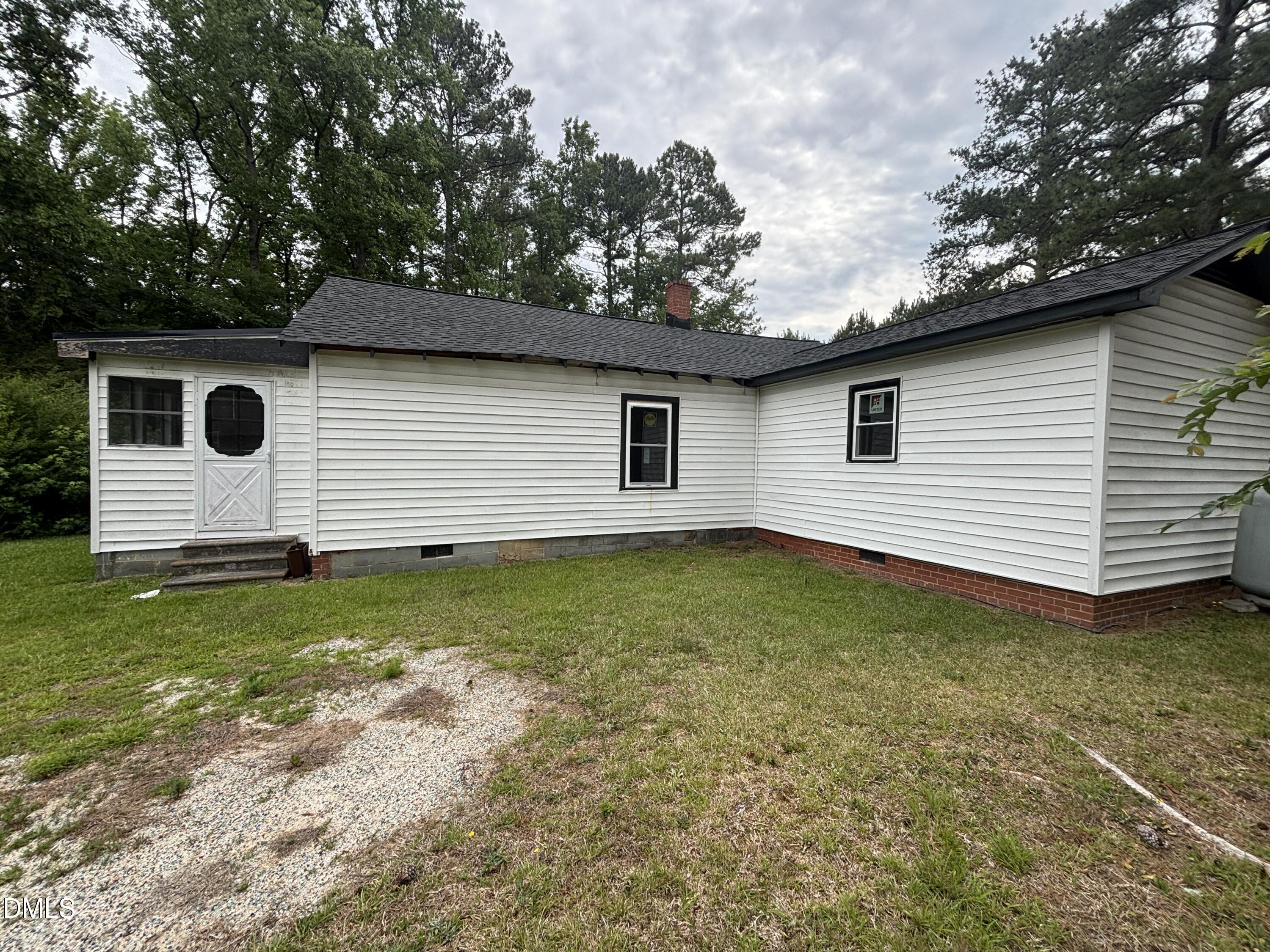 87 Robert Thompson Road Bear Creek, NC 27207 - Photo 9 of 53