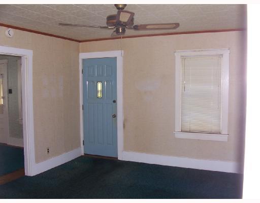 1081 Crucible Road Rices Landing, PA 15357 - Photo 5 of 8 Living Room.