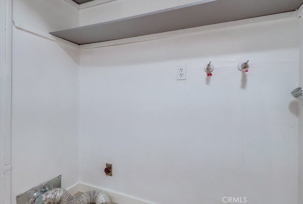 26051 Vermont Avenue, Unit 103C Harbor City, CA 90710 - Photo 41 of 50 Laundry Area