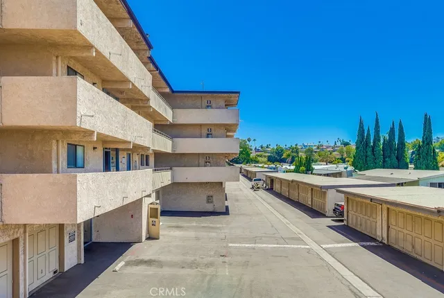 $465,000 | 26051 Vermont Avenue, Unit 103C, Harbor City, CA 90710