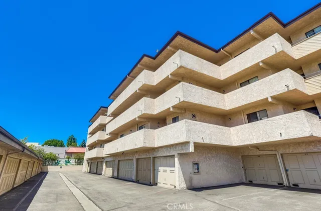 $465,000 | 26051 Vermont Avenue, Unit 103C, Harbor City, CA 90710