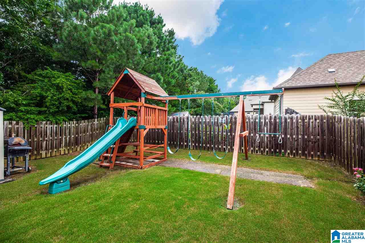 2059 Kerry Circle Calera, AL 35040 - Photo 18 of 37