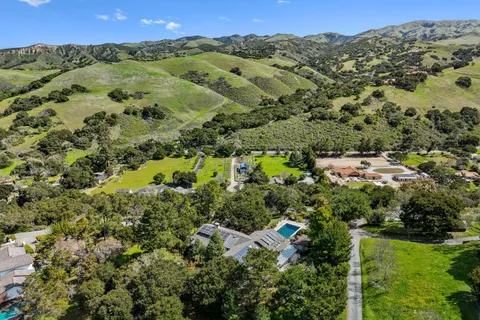 $1,995,000 | 17 Calera Canyon Road, Salinas, CA 93908