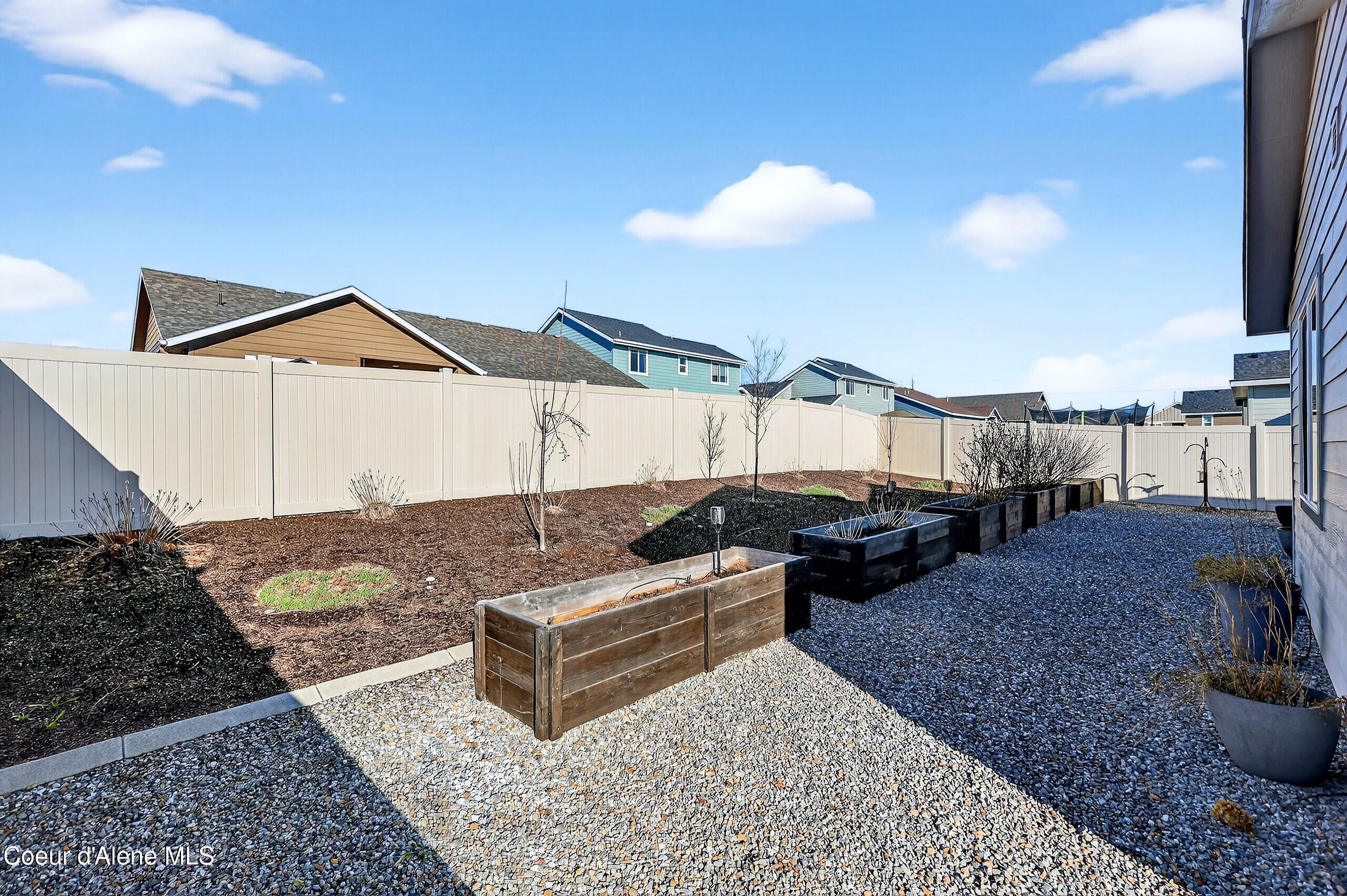 193 Inkwood Street Post Falls, ID 83854 - Photo 40 of 47 040_Backyard