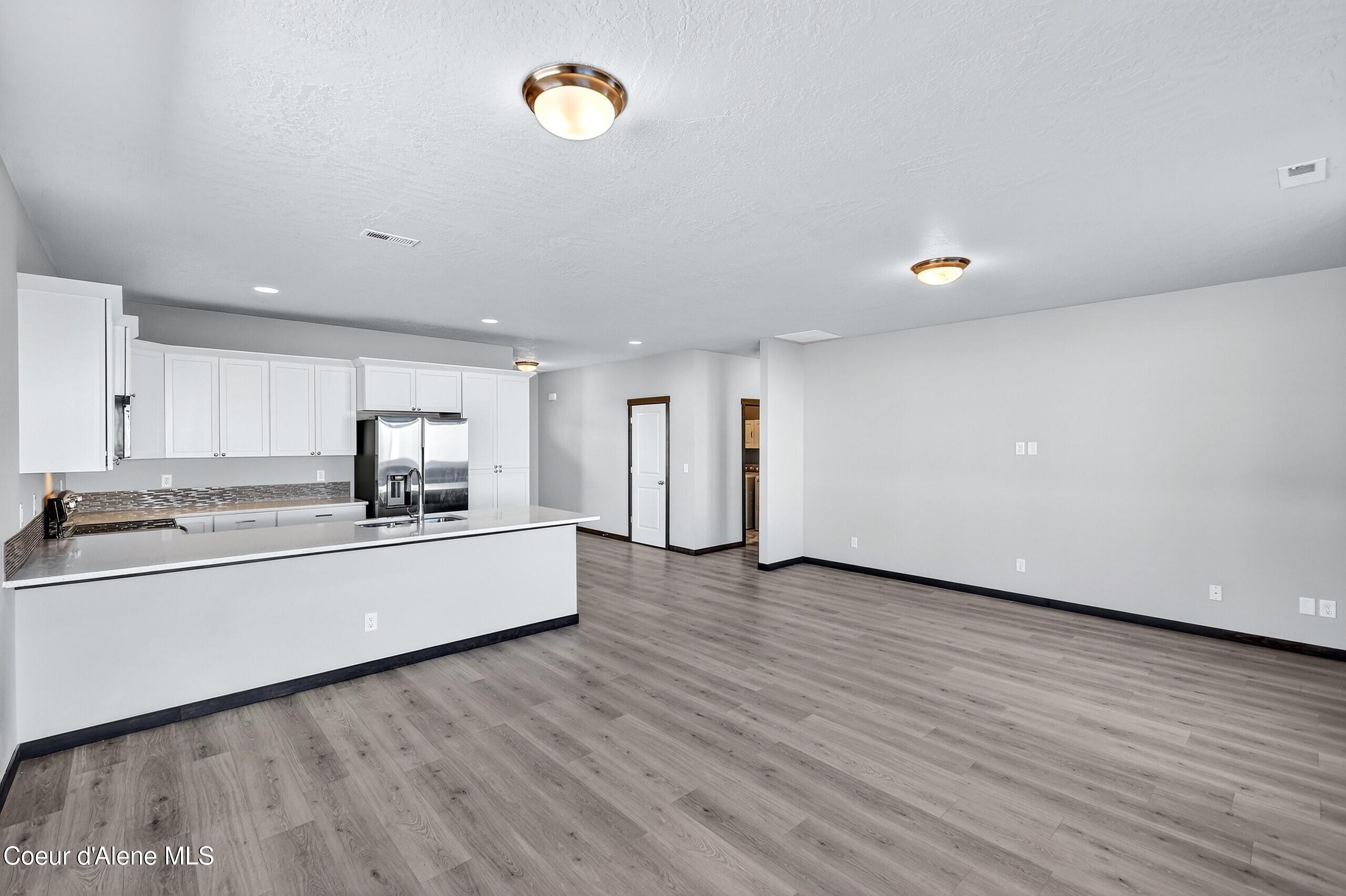 193 Inkwood Street Post Falls, ID 83854 - Photo 10 of 47 010_Great Room