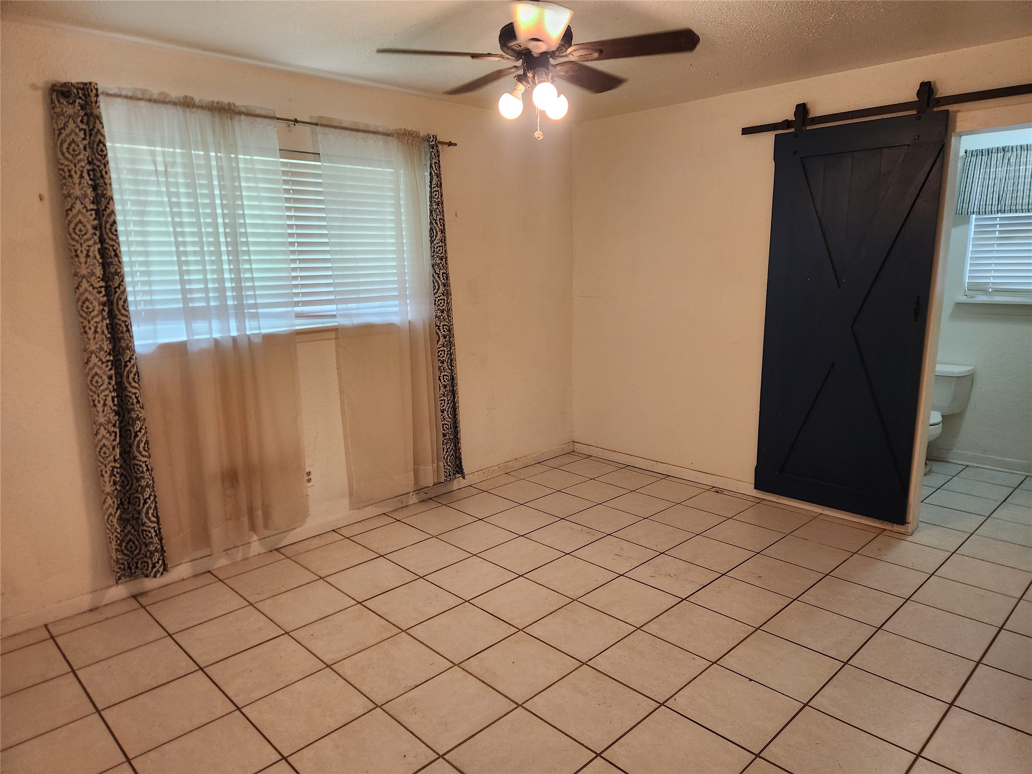 1205 Elm Street Alvin, TX 77511 - Photo 9 of 19 Primary bedroom