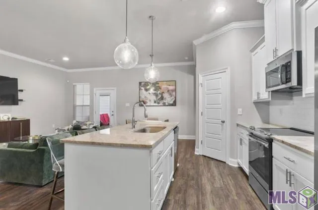 $3,500 | 8123 Stonelake Cir Avenue East, Baton Rouge, LA 70820