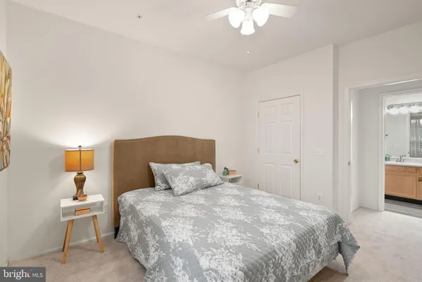 $290,000 | 1601 Spring Gate Dr., Unit 1116, McLean, VA 22102