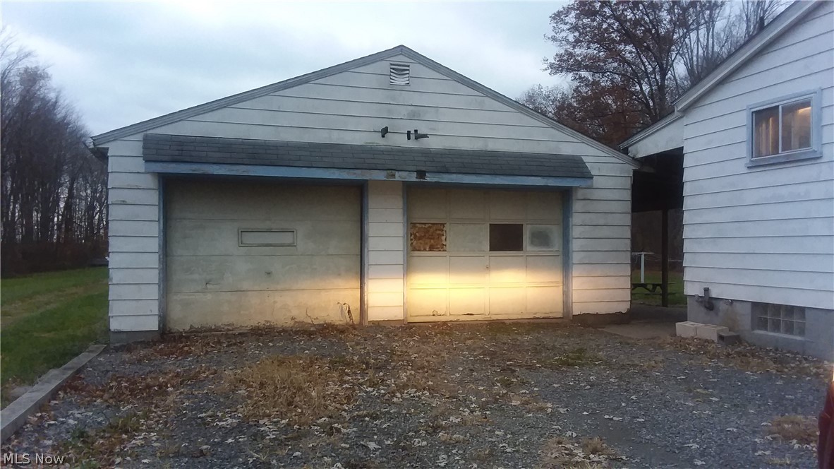 6735 Phillips Rice Road Cortland, OH 44410 - Photo 2 of 13 Gallery Image 2