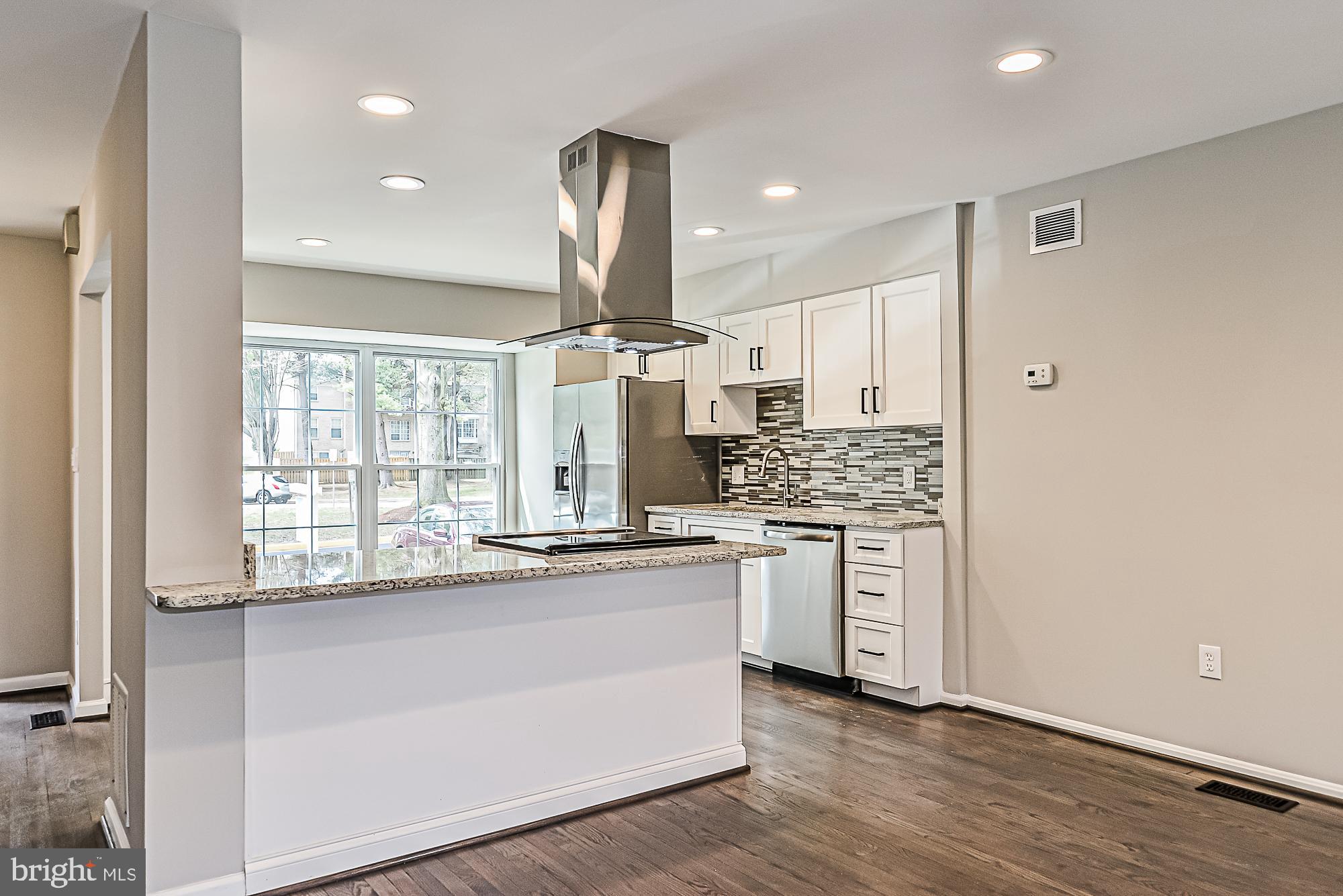 6633 Summer Grape Court Springfield, VA 22152 - Photo 10 of 40 Gallery Image 10