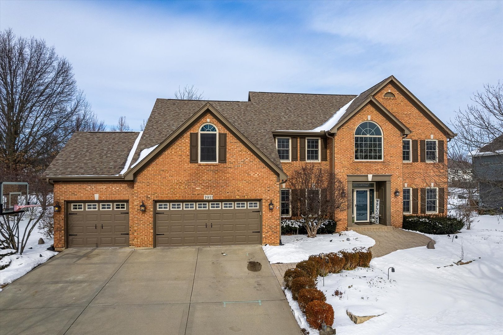 1911 Wicklow Road Naperville, IL 60564 - Photo 1 of 62 Gallery Image 1