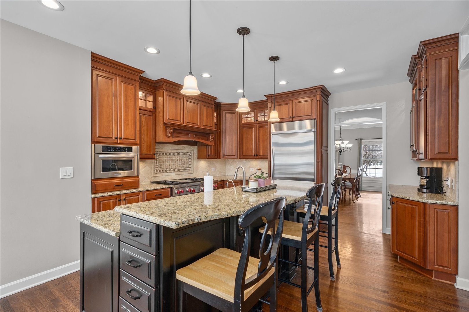 1911 Wicklow Road Naperville, IL 60564 - Photo 7 of 62 Gallery Image 7
