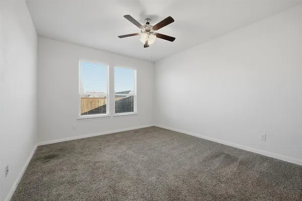 $2,500 | 3947 Oak Creek Circle, Denison, TX 75020
