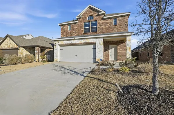 $2,500 | 3947 Oak Creek Circle, Denison, TX 75020