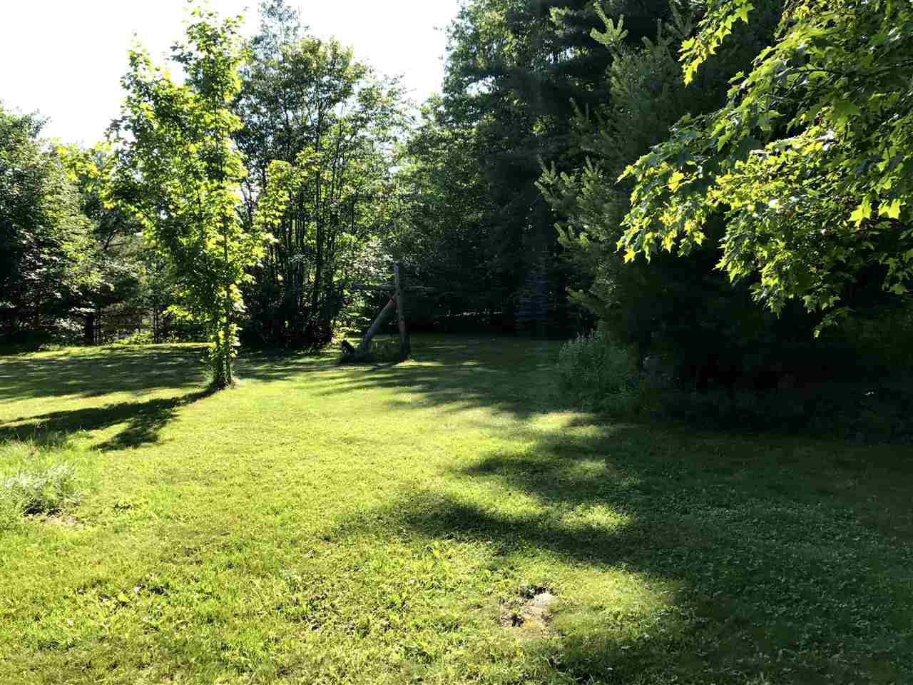 408 Eastern District Road Danbury, NH 03230 - Photo 5 of 39