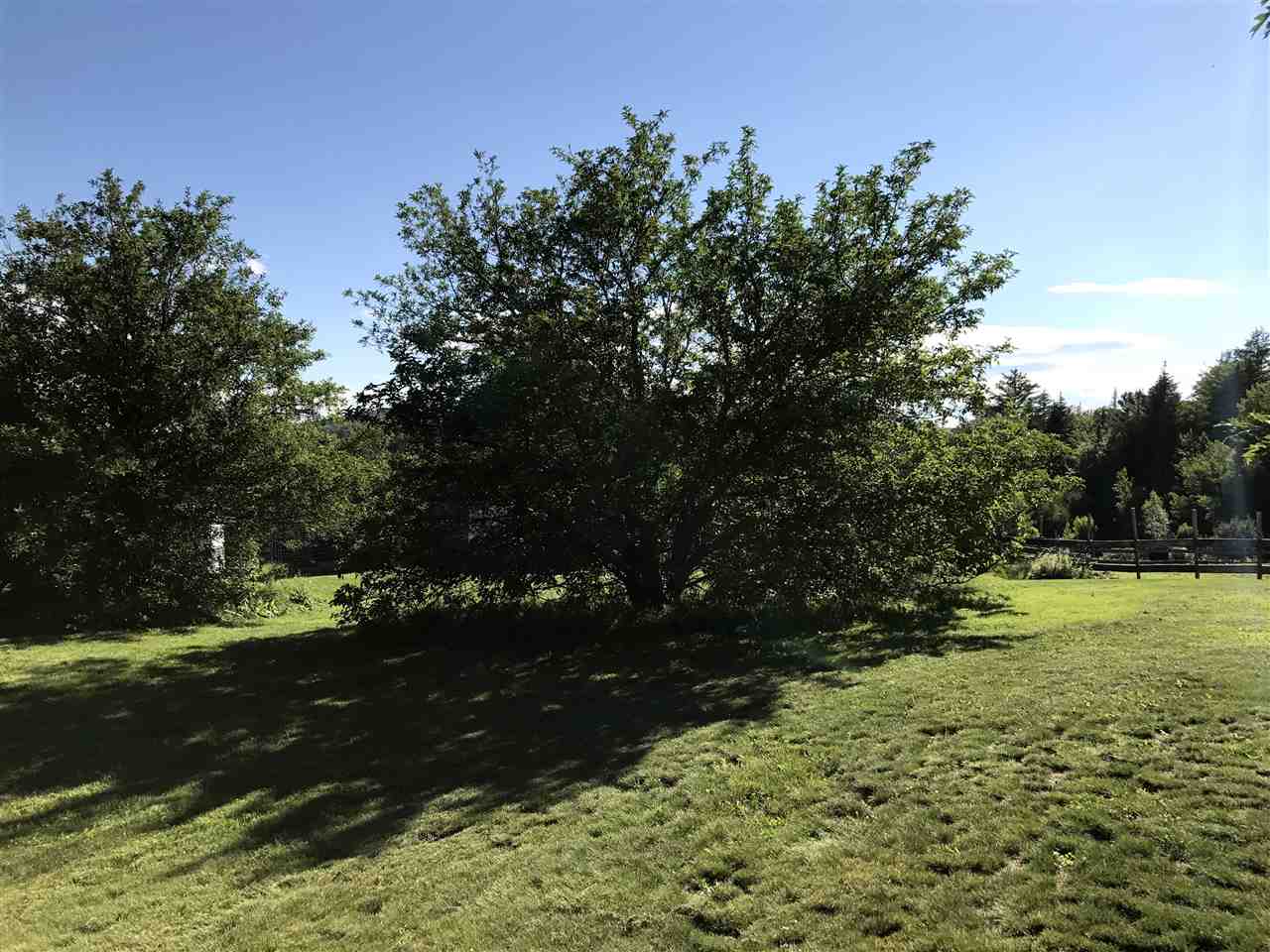 408 Eastern District Road Danbury, NH 03230 - Photo 7 of 39