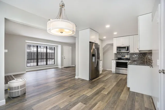 $185,000 | 2190 Quail Run Drive, Kalamazoo, MI 49009