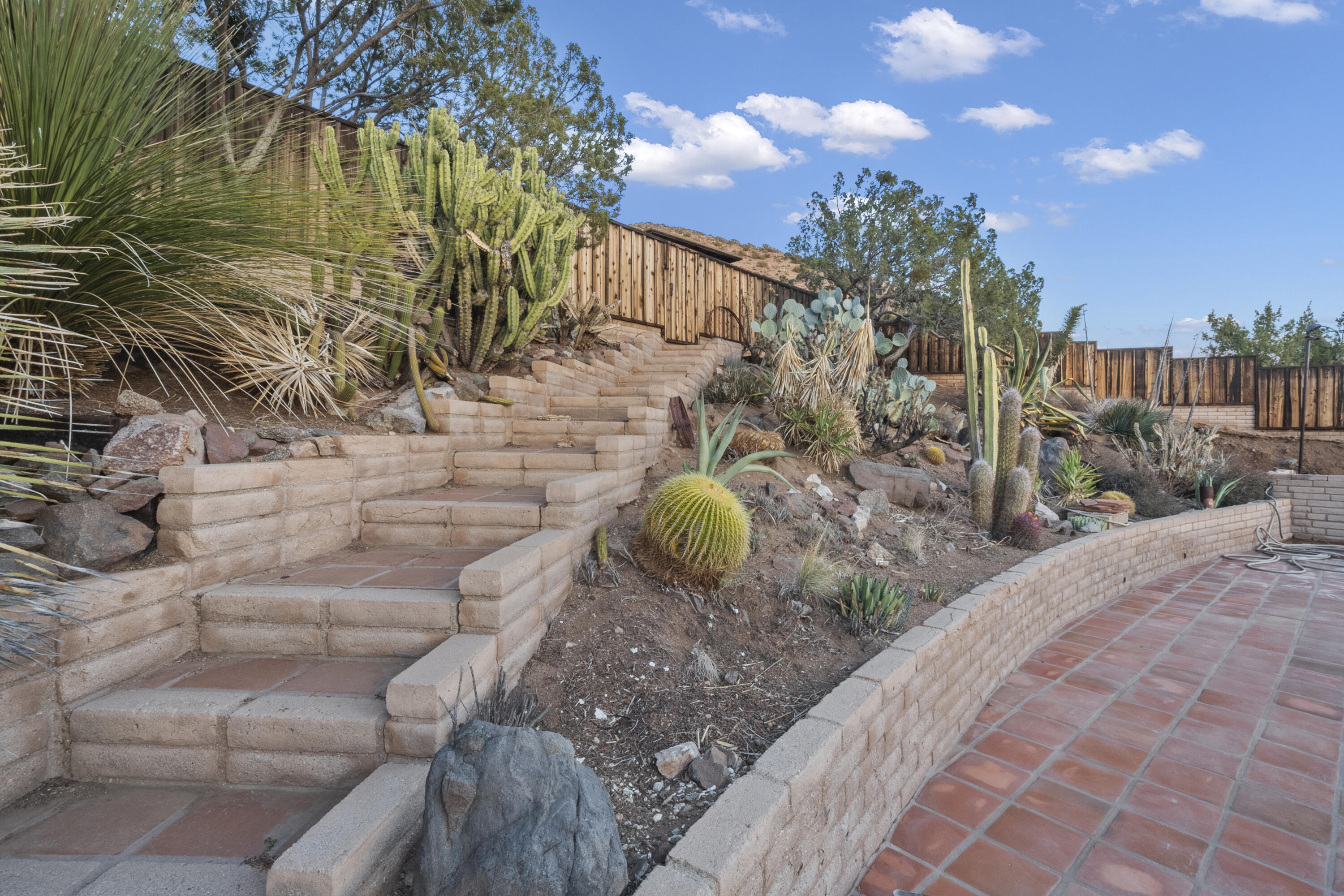 1530 Crestview Trail Acton, CA 93510 - Photo 37 of 43 a view of a backyard of the house
