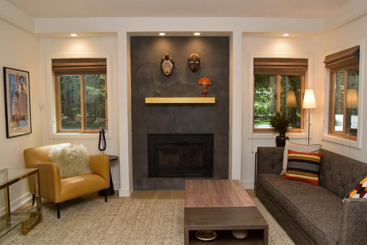 100 Pinewood Lane, Unit 100 Ketchum, ID 83340 - Photo 4 of 16 Living Room