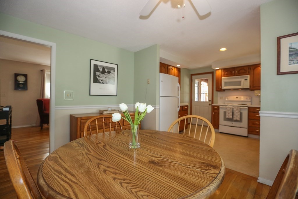 2 Elizabeth Road Hudson, MA 01749 - Photo 11 of 27 Gallery Image 11