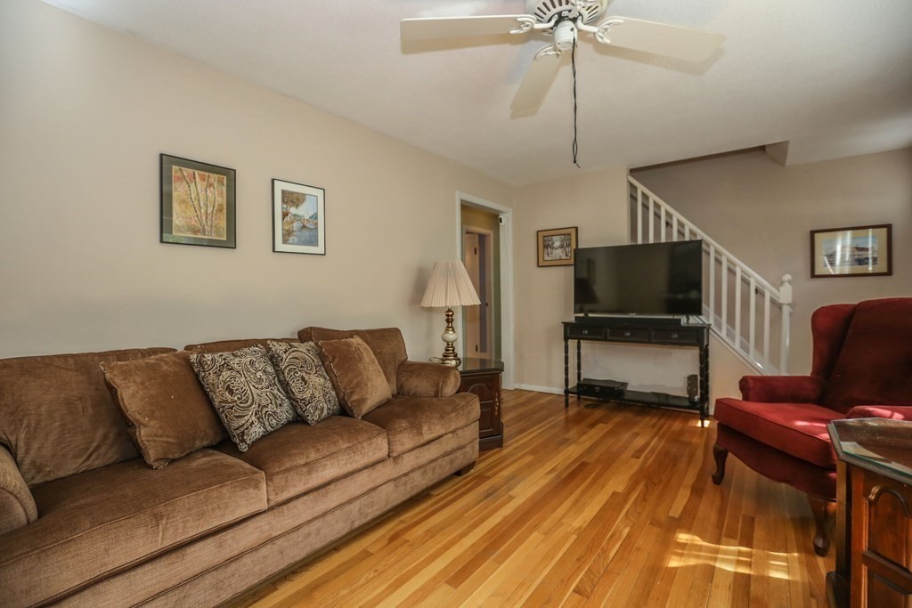 2 Elizabeth Road Hudson, MA 01749 - Photo 14 of 27 Gallery Image 14