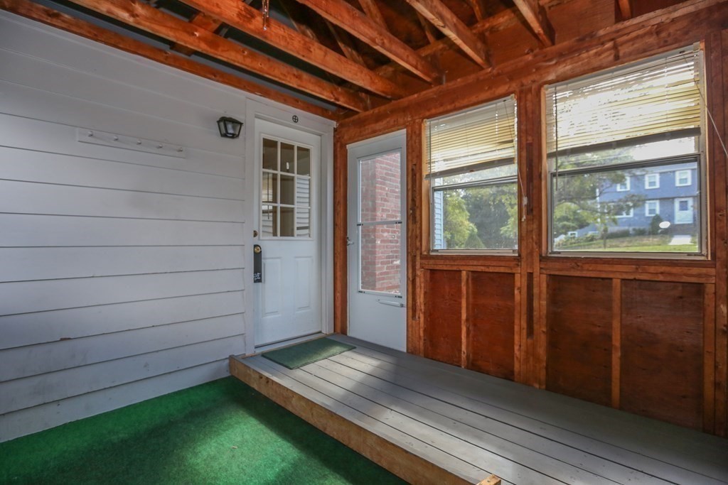 2 Elizabeth Road Hudson, MA 01749 - Photo 21 of 27 Gallery Image 21