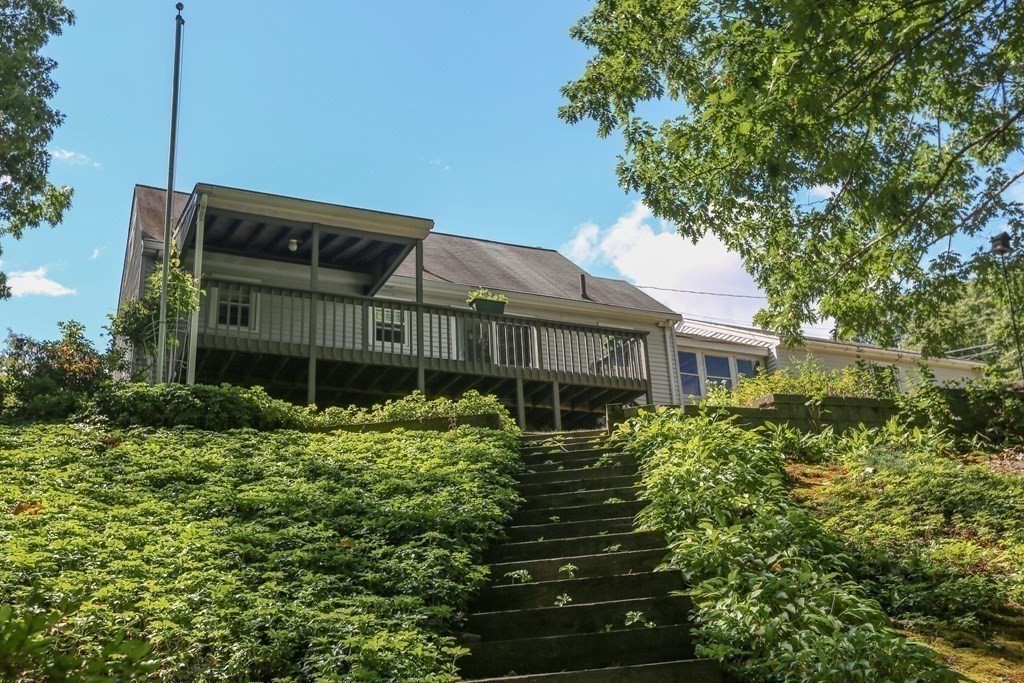 2 Elizabeth Road Hudson, MA 01749 - Photo 26 of 27 Gallery Image 26