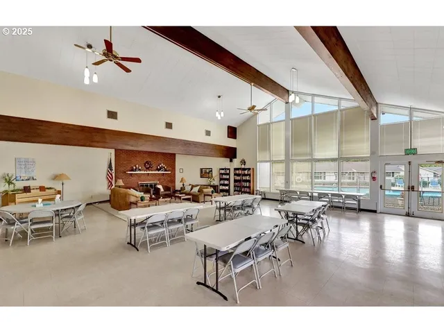 $209,950 | 575 Northeast Fleming Avenue, Unit B43, Gresham, OR 97030