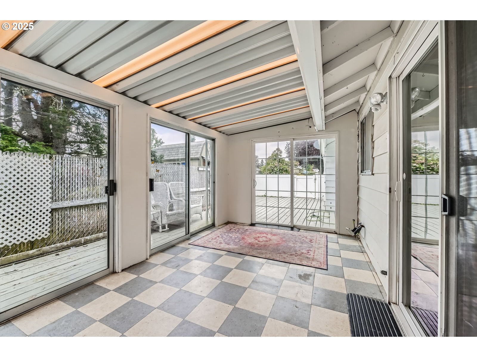 575 Northeast Fleming Avenue, Unit B43 Gresham, OR 97030 - Photo 9 of 12