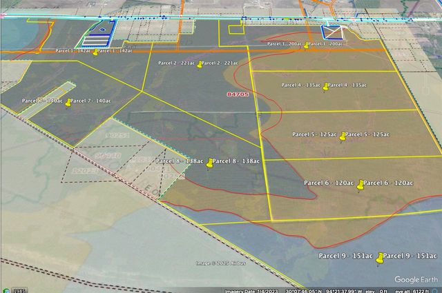 a picture of a tennis court