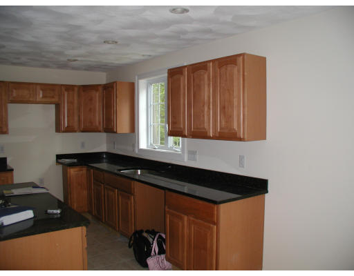 100 Saunders Road Lynn, MA 01904 - Photo 2 of 7 Gallery Image 2