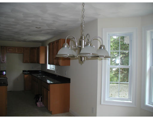 100 Saunders Road Lynn, MA 01904 - Photo 5 of 7 Gallery Image 5