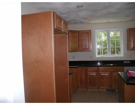 100 Saunders Road Lynn, MA 01904 - Photo 7 of 7 Gallery Image 7