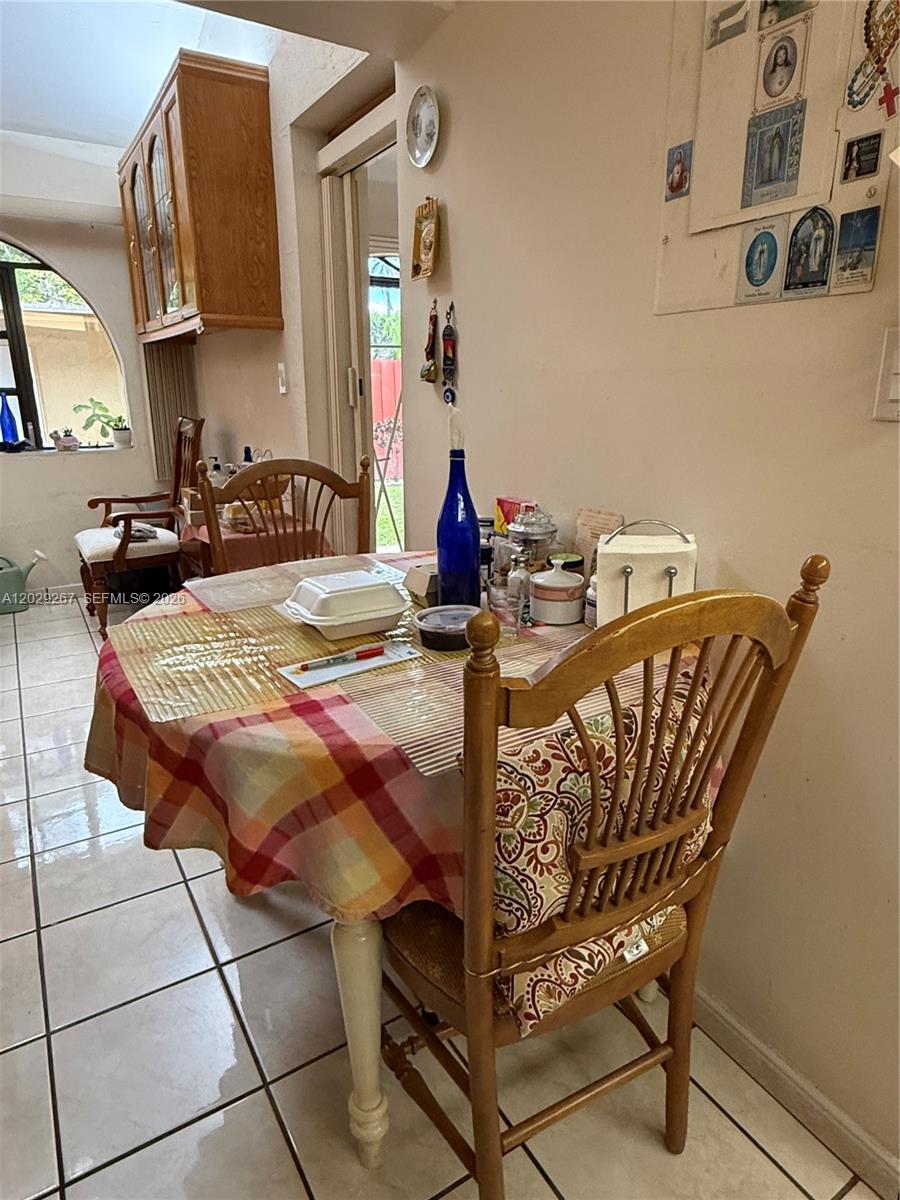11812 Southwest 103rd Lane Miami, FL 33186 - Photo 13 of 32