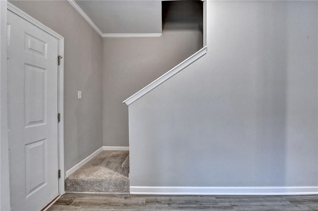 2776 Laurel Ridge Circle East Point, GA 30344 - Photo 5 of 47