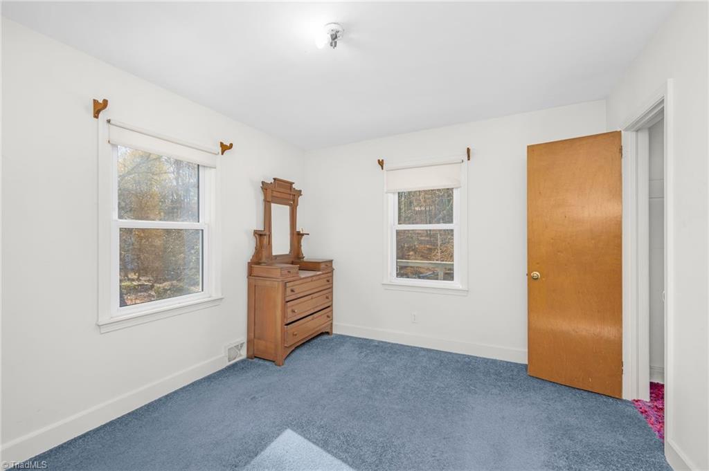 5253 Mountain View Road Winston-Salem, NC 27104 - Photo 15 of 34 Gallery Image 15