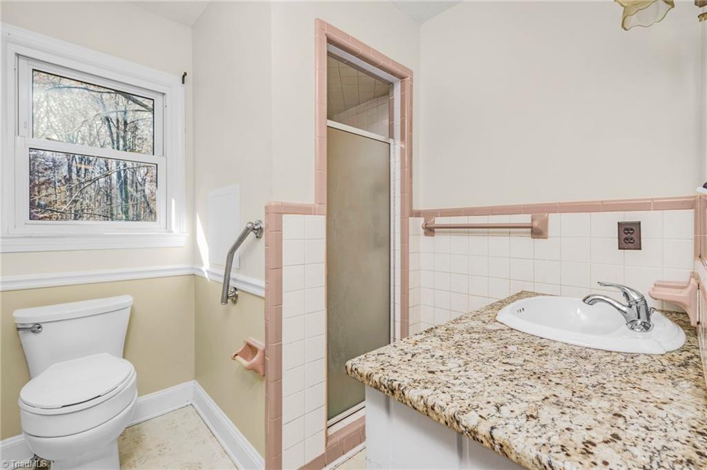 5253 Mountain View Road Winston-Salem, NC 27104 - Photo 19 of 34 Gallery Image 19
