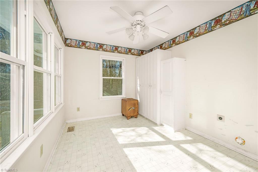 5253 Mountain View Road Winston-Salem, NC 27104 - Photo 20 of 34 Gallery Image 20