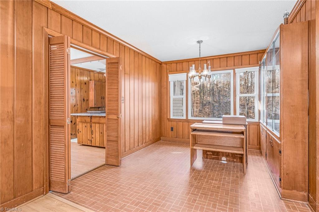 5253 Mountain View Road Winston-Salem, NC 27104 - Photo 7 of 34 Gallery Image 7