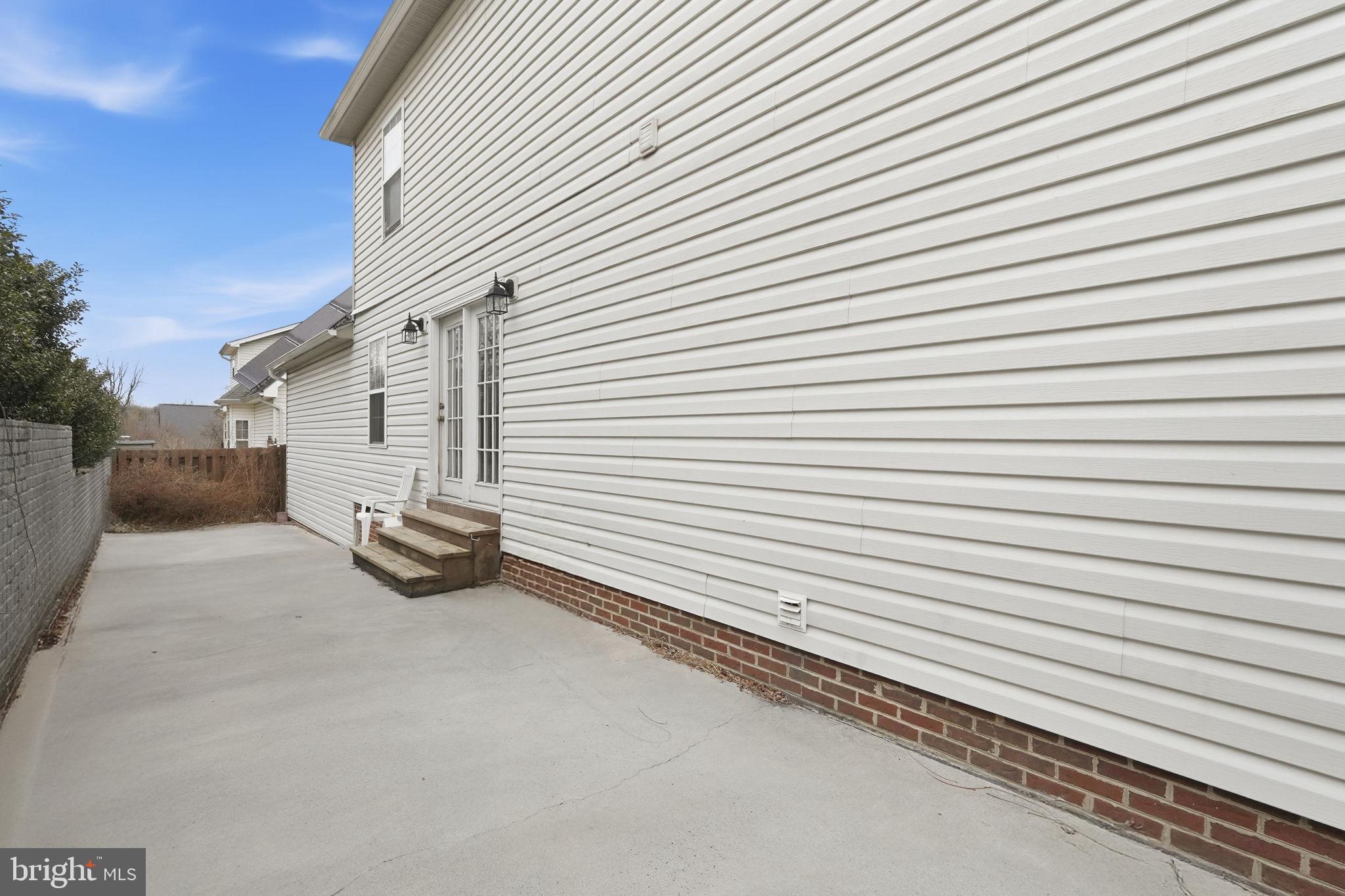 110 Rugby Place Winchester, VA 22603 - Photo 33 of 41 a view of a white house