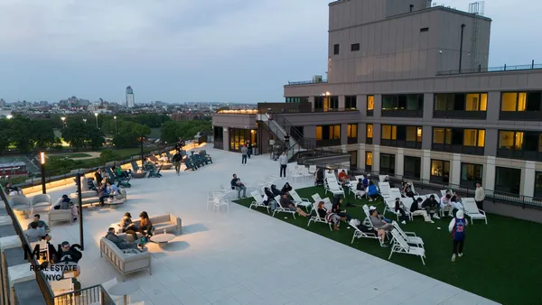 $3,923 | 11 Ocean Parkway, Unit 610 | Windsor Terrace