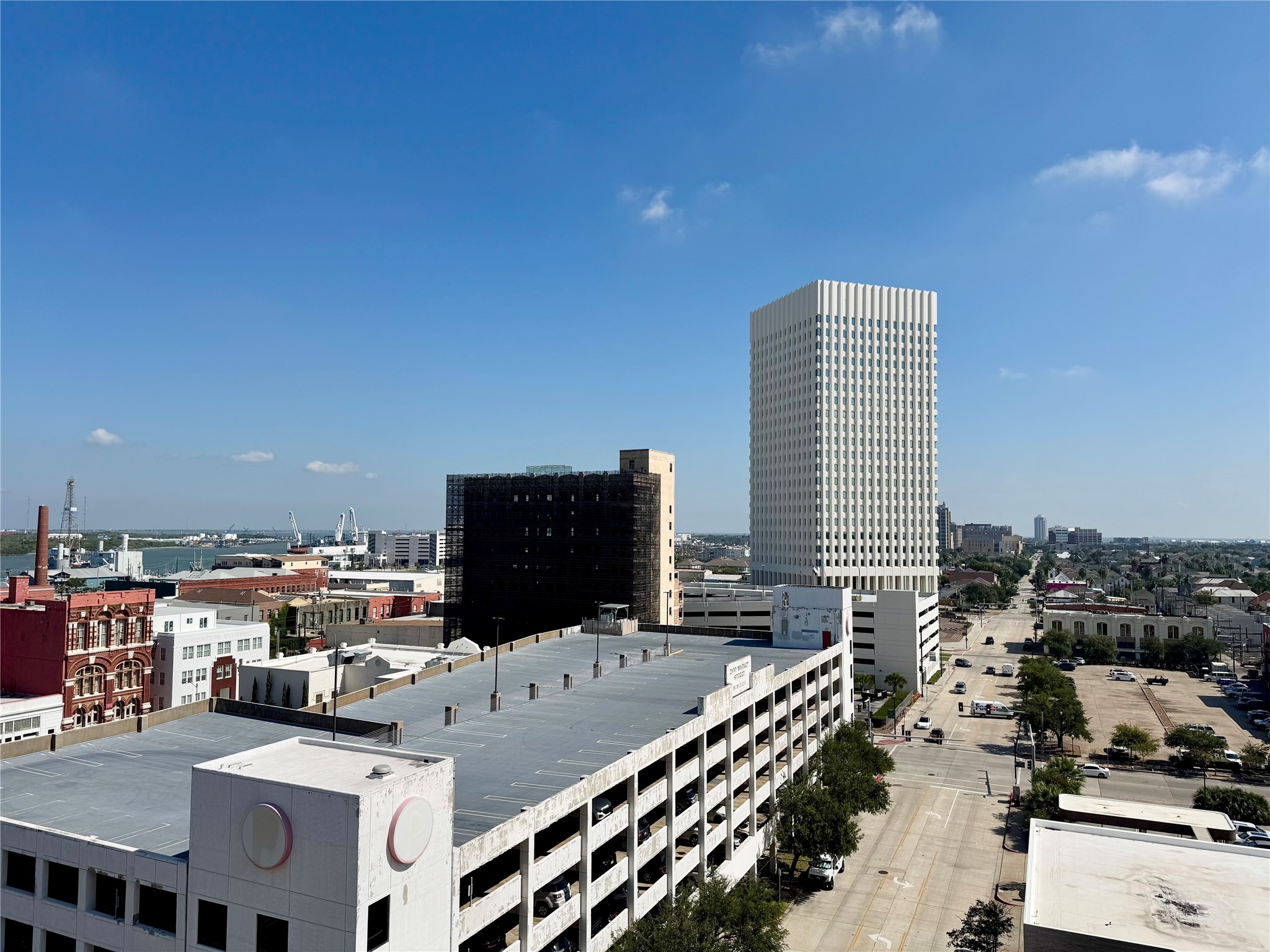 2201 Market Street, Unit 1101 Galveston, TX 77550 - Photo 5 of 12