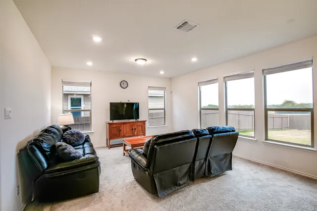 $2,295 | 1924 Stringer Pass, Leander, TX 78641